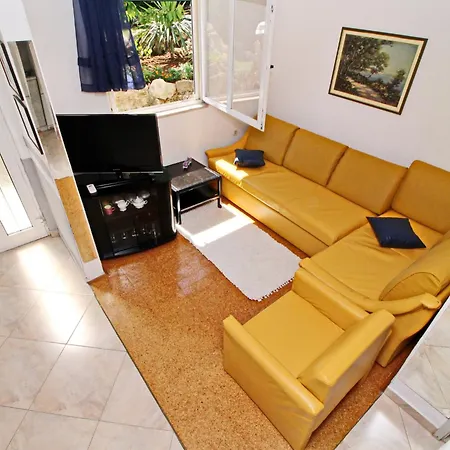 Vikendica Gea - Three Bedroom With Terrace And Partial Sea View *