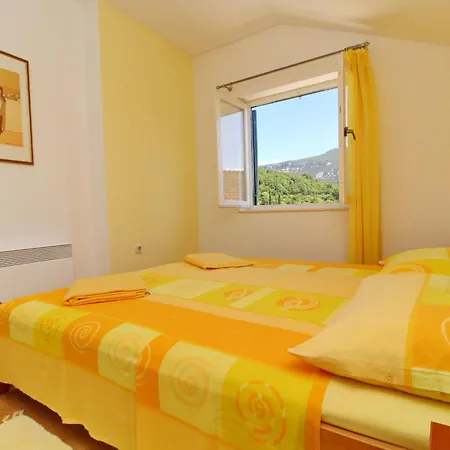 Gea - Three Bedroom With Terrace And Partial Sea View *